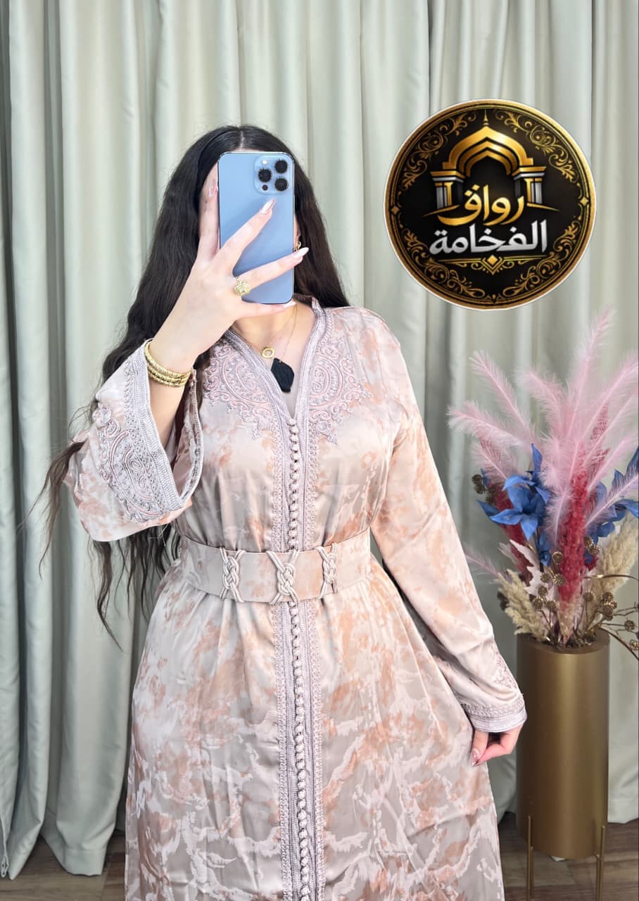 Vêtements femmes — ✨💫  قفطان مغربي  أنيق للمناسبات والأفراح