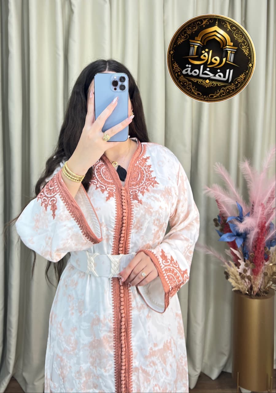 Vêtements femmes — ✨💫  قفطان مغربي  أنيق للمناسبات والأفراح