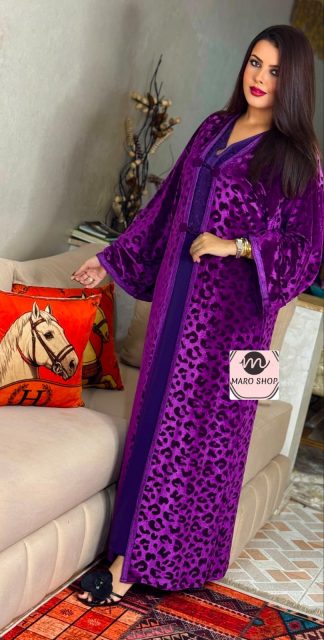 Vêtements femmes — قفطان  أنيق وراقي للمناسبات  والعائلية