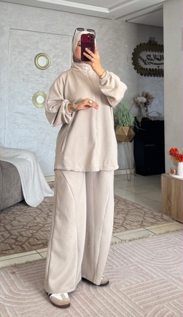Vêtements femmes — سورفيط الفخامة  ثوب سكوبا  من اجود خامات الثوب