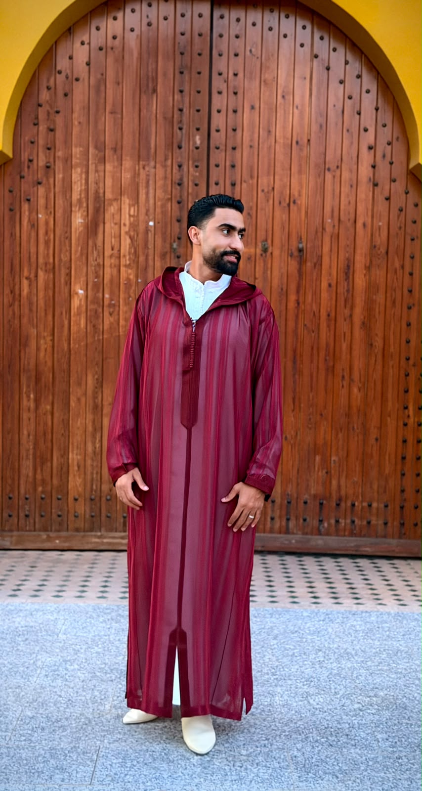 Vêtements hommes — جلابة رجالية