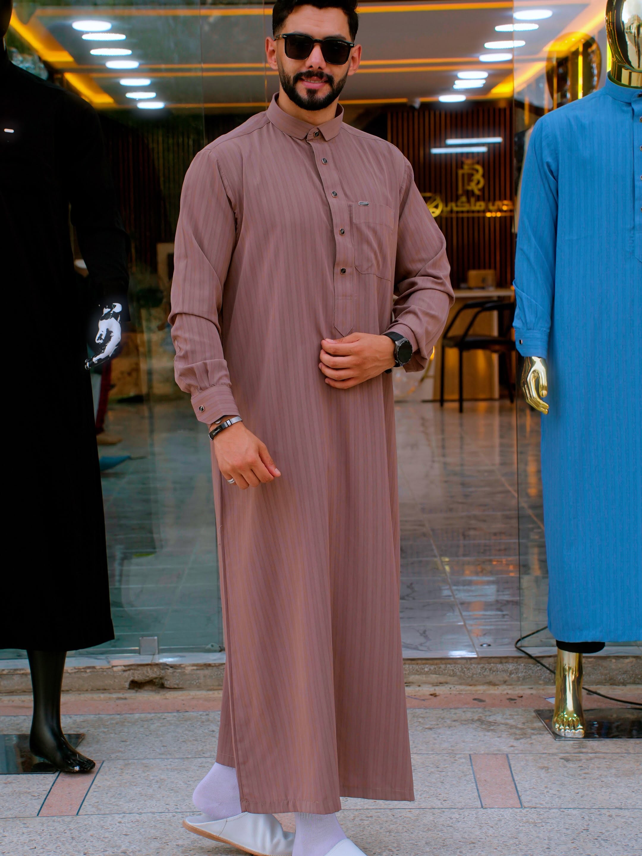 Vêtements hommes — ملابس تقليدية رجالية وأطفال بجودة عالية