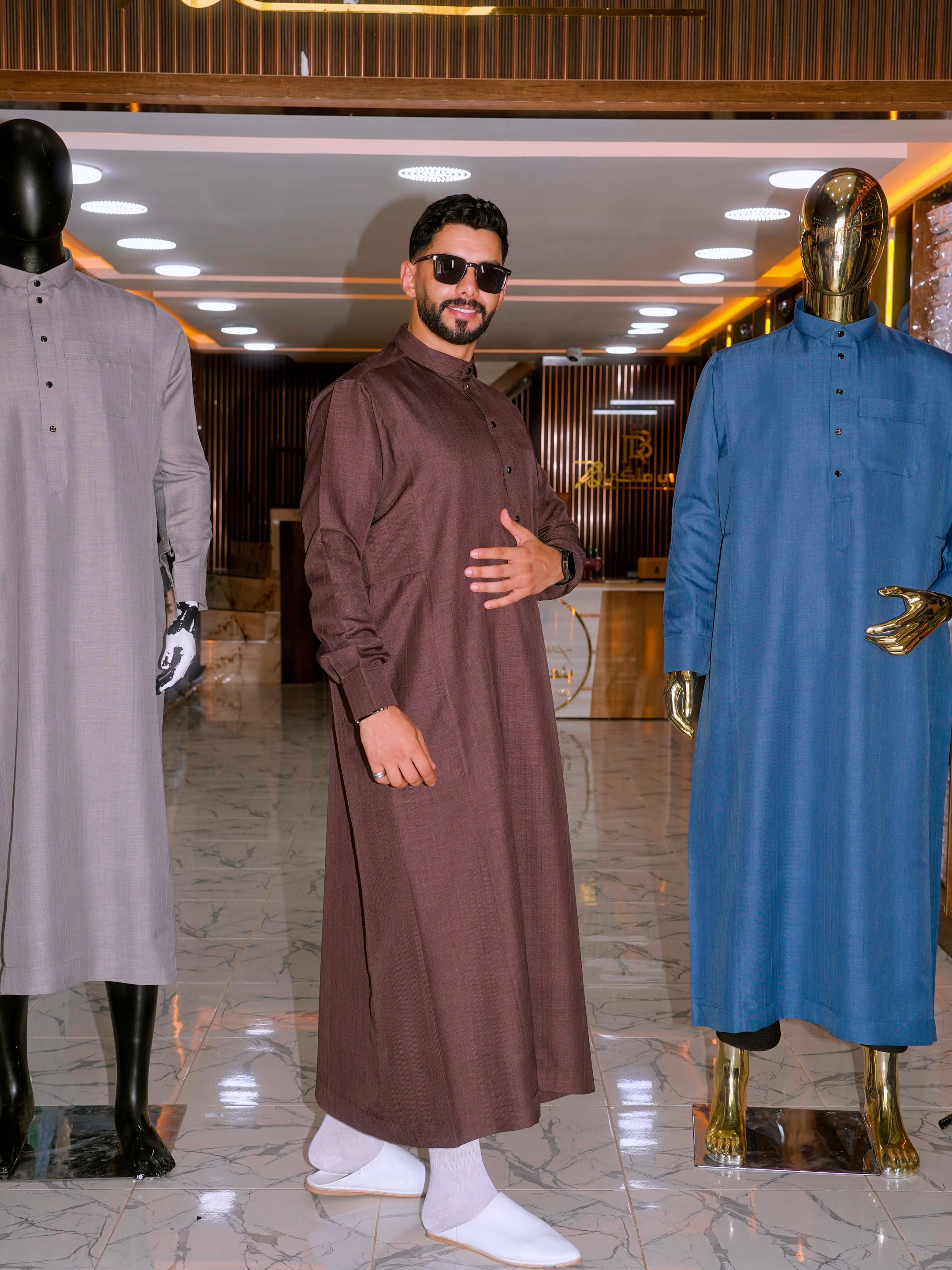Vêtements hommes — ملابس تقليدية رجالية وأطفال بجودة عالية